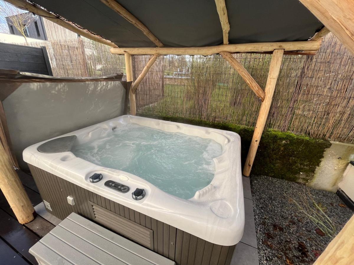 Sejour Detente - Appart'Hotel N 1 Avec Jaccuzi, Piscine Et Petit-Dejeuner Chouzelot Exterior foto